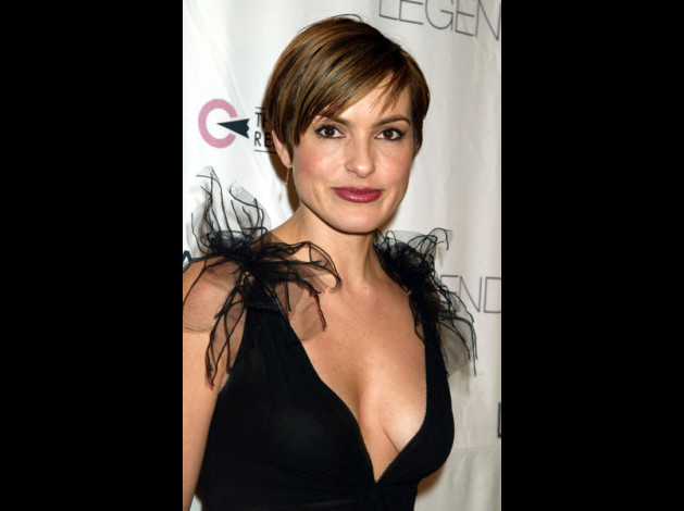 Mariska-Hargitay-sexy--16-.jpg