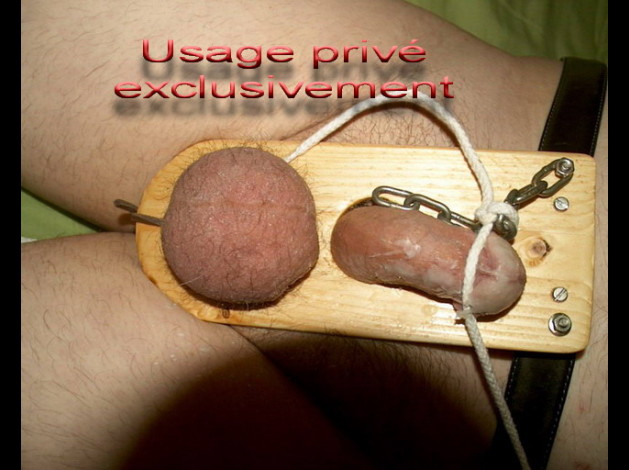 x-expose-couilles-et-bite-pour-torture.jpg