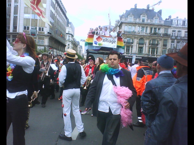 gay-pride-200900493.jpg