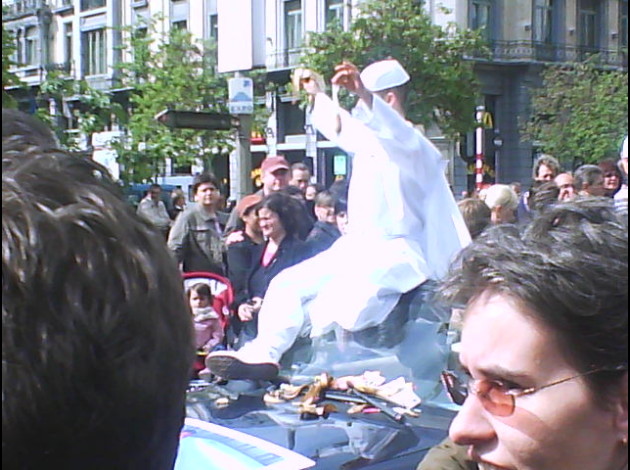 gay-pride-200900527.jpg