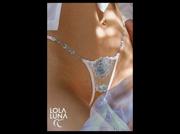 Lola-Luna-07-Lingerie.jpg