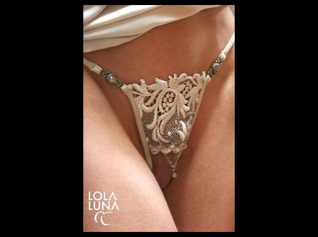 Lola-Luna-24-Lingerie.jpg