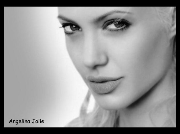 87-girl_angelina_jolie.jpg