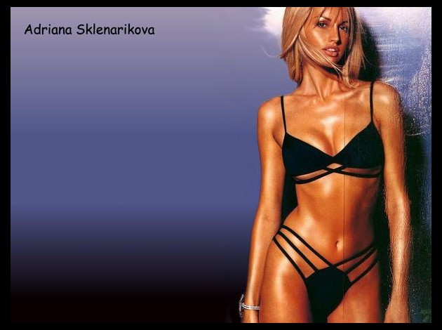 43-girl_adriana_sklenarikova.jpg