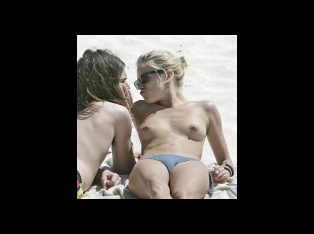 sienna_miller_nue_sexy_topless_20.jpg