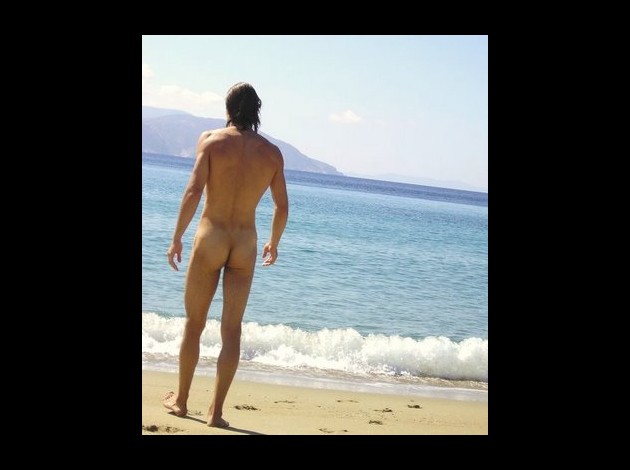 nu-sur-le-sable4.jpg