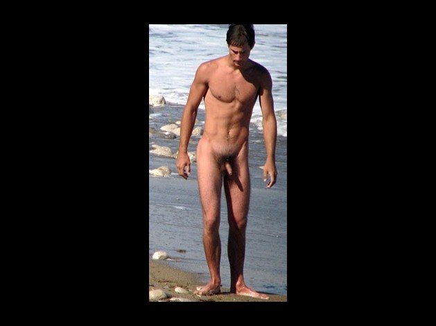 naked beach09