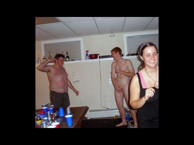 naked parties06