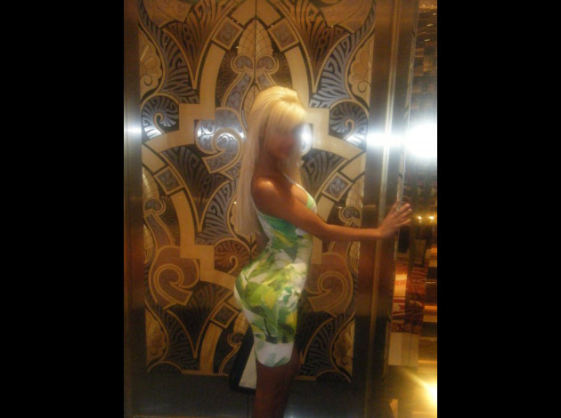 Zahia-D-ribery-benzema-prostituee-des-bleus-20