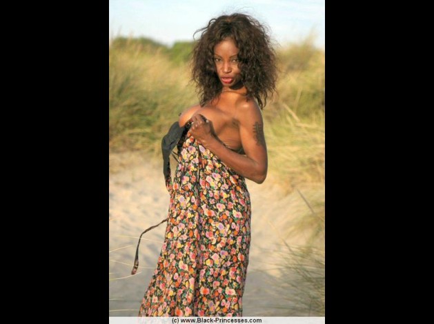 Malika-12.jpg