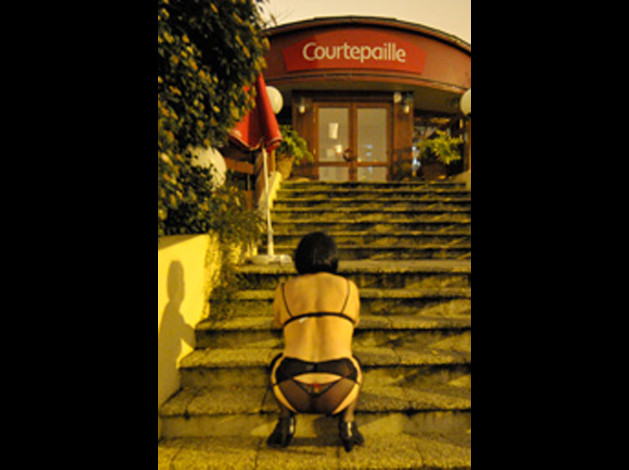 Julie_exhib-020.jpg