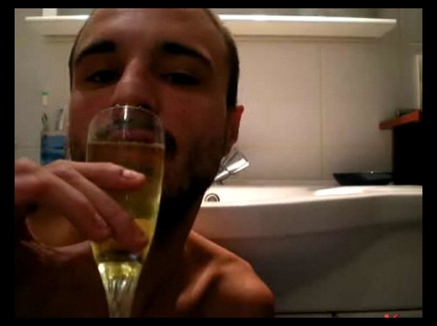 Piss Champagne Cup and drink (15)