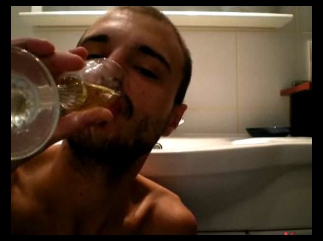 Piss Champagne Cup and drink (19)