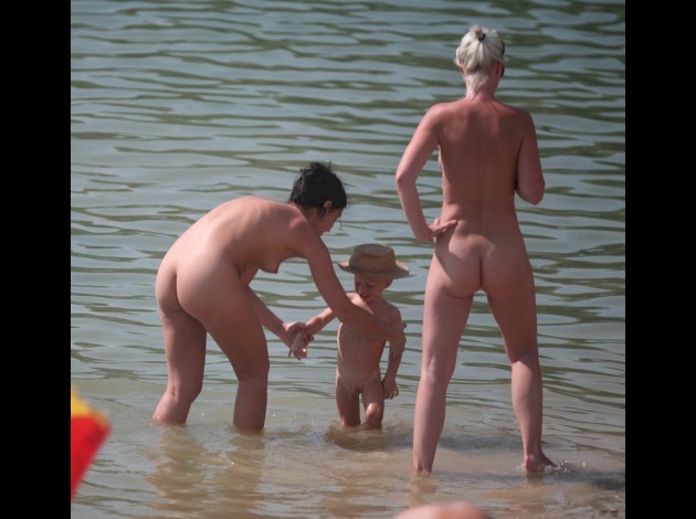 nudist-children