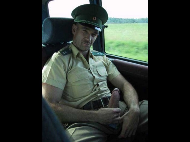 uniforme flic pompier militaire military photo gay-copie-8