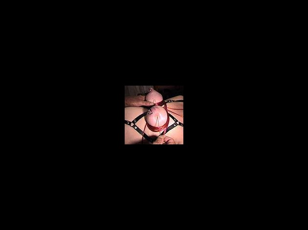 Aiguilles dans les seins2 (60)