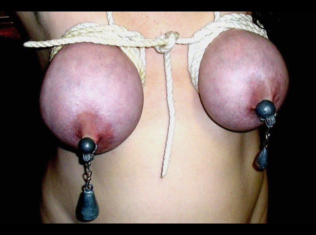 Jeu de seins4 (104)