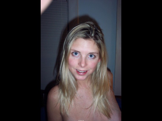 www.fille18ans.erog.fr 190012813806