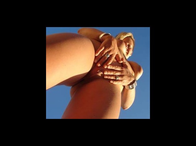 COUPLE2136 4iqfdmb804qm51vk0z2 10