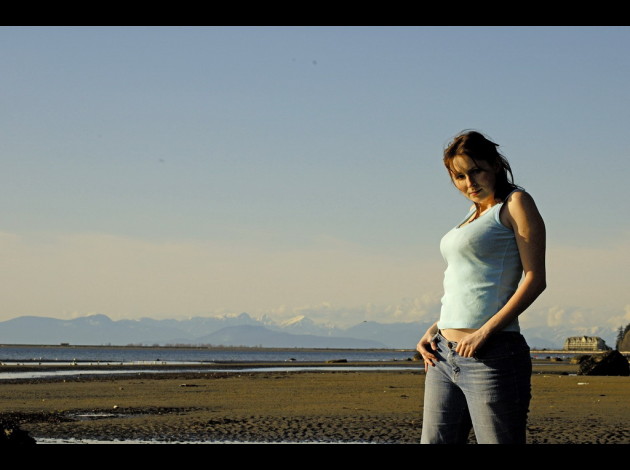 ElliNude Beach-011