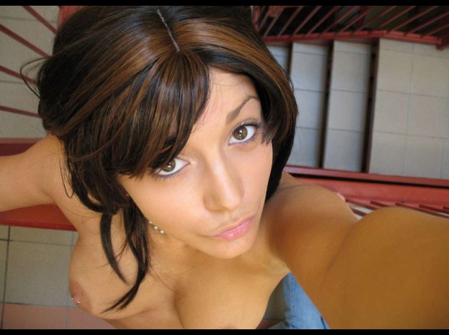 Moi (69)