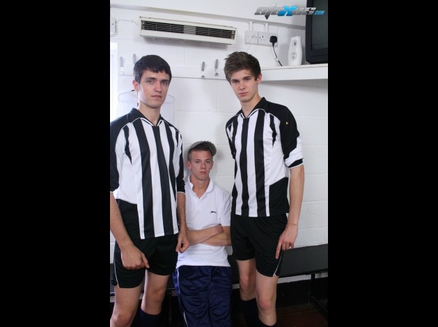 Sportladz - Geordie boys football kit 3 way