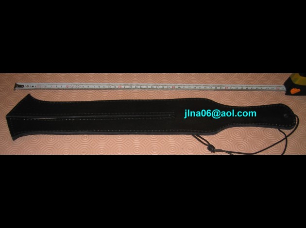 100303 Paddle cuir souple 50 cm à 40,00€
