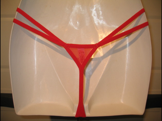 string 13052 rouge verso