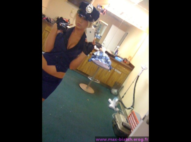 tumblr kt7ov6g3S81qzbplfo1 500 (Copier)