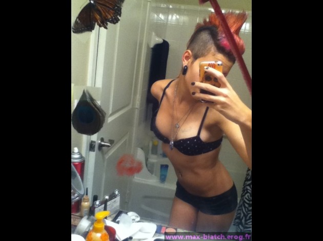 tumblr lx93cpfQGL1r53otxo1 500 (Copier)