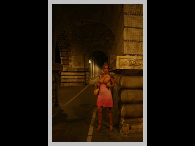 100626 exhib izumi la nuit 9 15