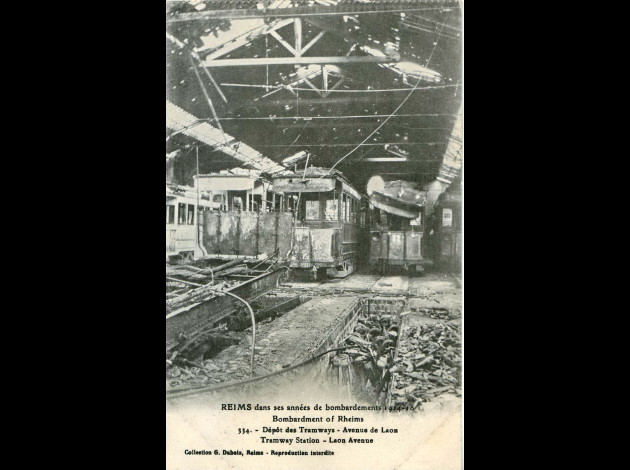 DUBOIS 334 - REIMS dans ses années de bombardement 1914-18