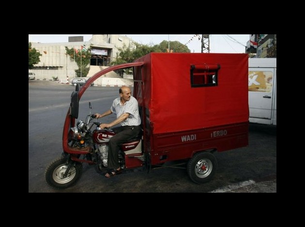 tuk-tuk-gaza