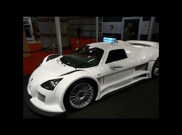 Gumpert Apollo   Mondial de l  auto 2008