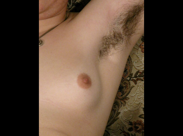 980963118