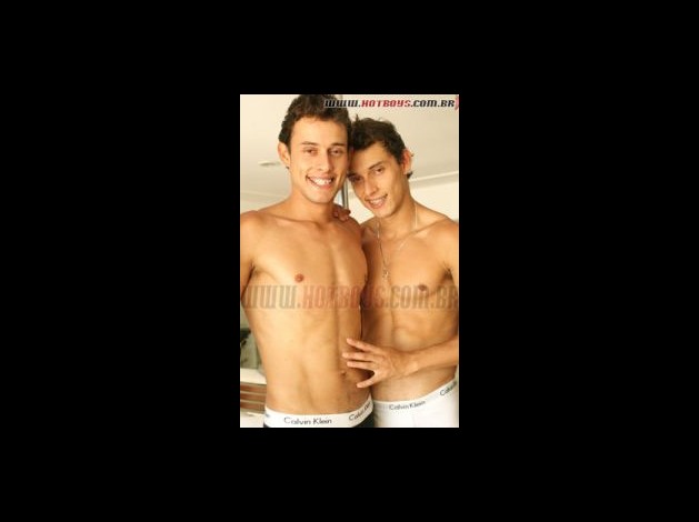gmeos---bernardo-e-bruno-hotboys-gmeos-de-verdade-crop 197 
