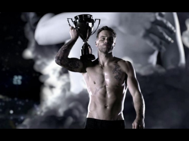 nick-youngquest-paco-rabanne