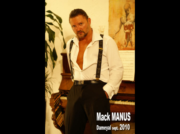 MackCostume11