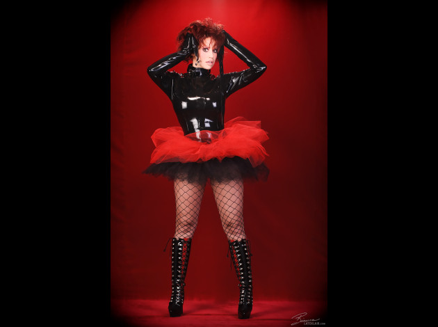 redlatexdoll029001