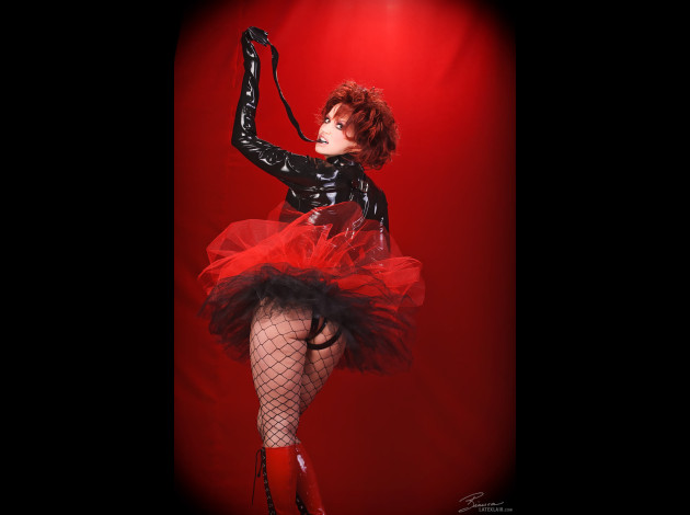 redlatexdoll044007