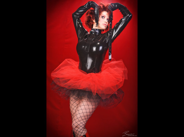 redlatexdoll063016