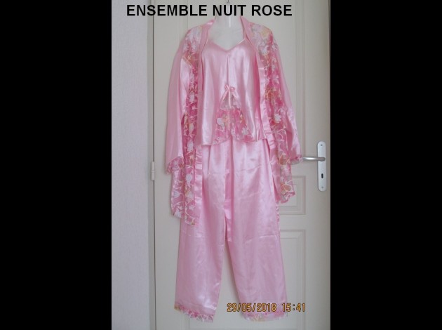 ENSEMBLE NUIT ROSE