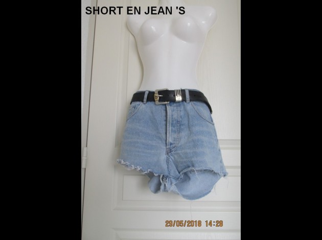 SHORT EN JEAN'S