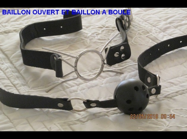 BAILLONS OUVERT ET A  BOULE