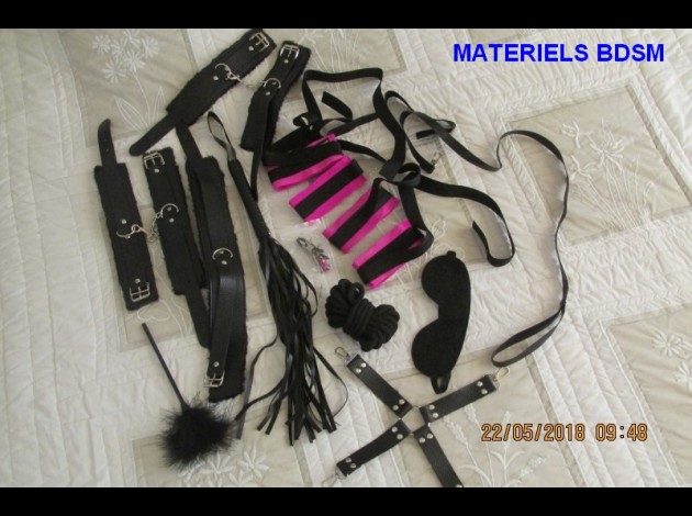 MATERIEL BDSM (2)