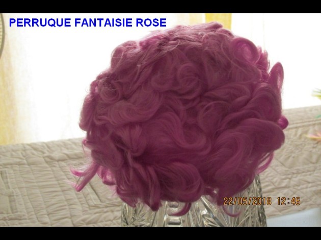 PERRUQUES ROSE