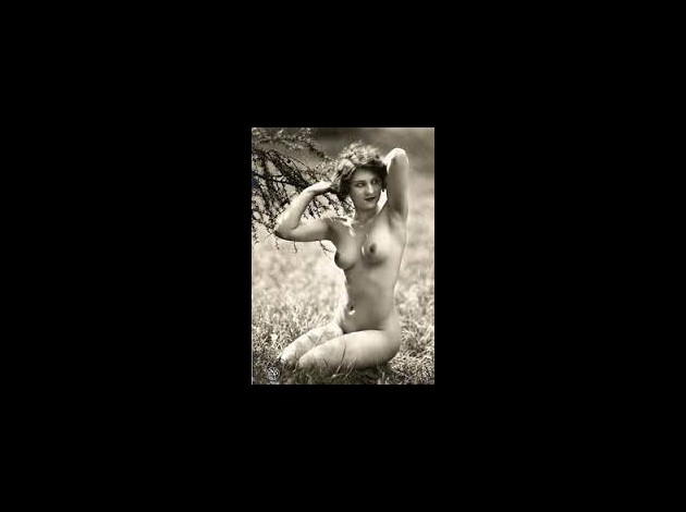 004pinup