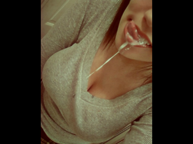 tumblr n31euuOrCg1ts48gro1 500