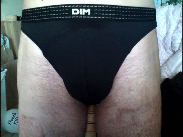 string dim noir (1)