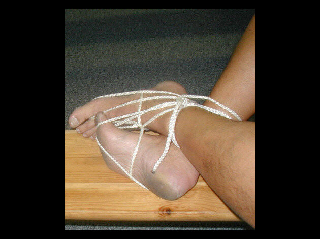 a bondage pieds (17)